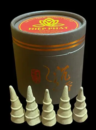 Trầm Nụ Thơm Thượng Hạng Hộp 40 Nụ Giá 350k photo review