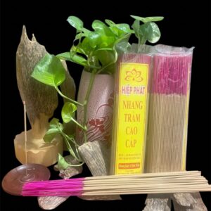 Nhang Trầm Sạch Thơm Dịu Ngọt Bó 250gram Và 1Kg Nhang Quế Vỏ Tự Nhiên Thơm Dịu.