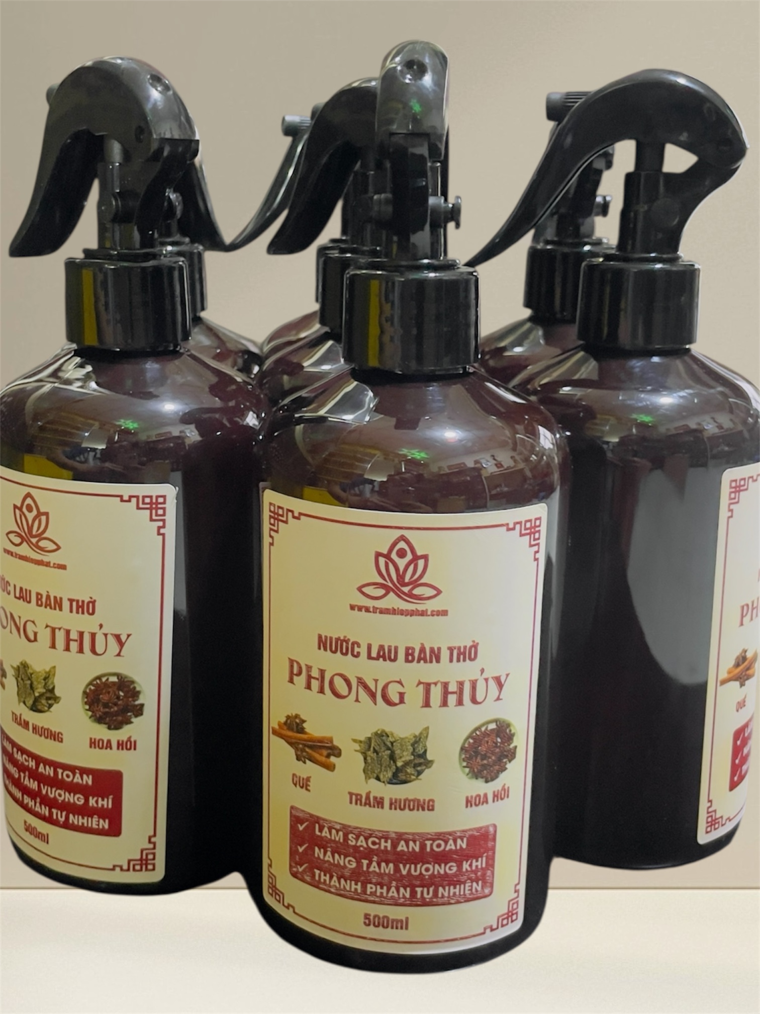 NƯỚC LAU BÀN THỜ PHONG THỦY NƯỚC LAU BÀN THỜ PHONG THỦY